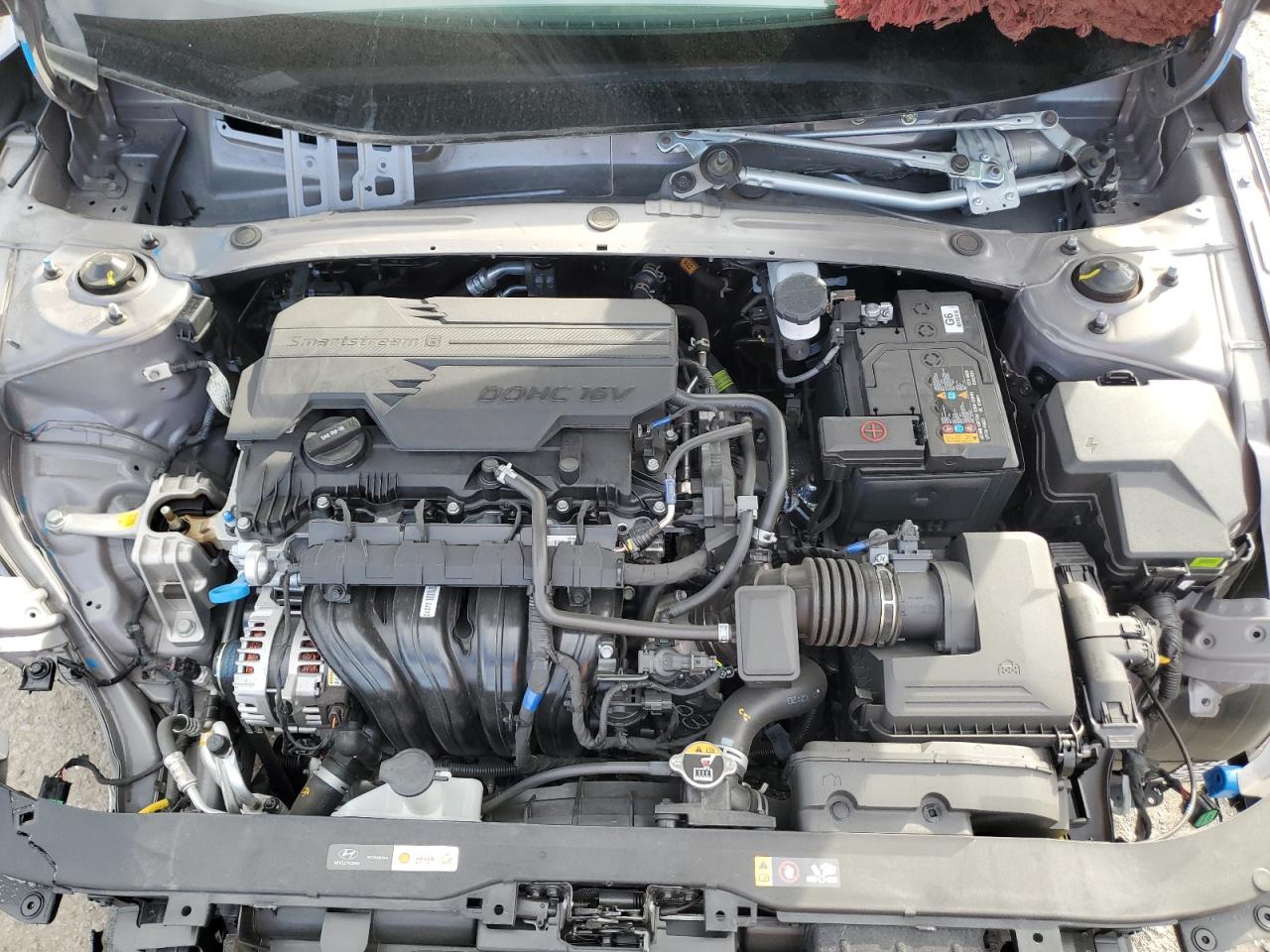 Hyundai ELANTRA Sel Sport Image 12