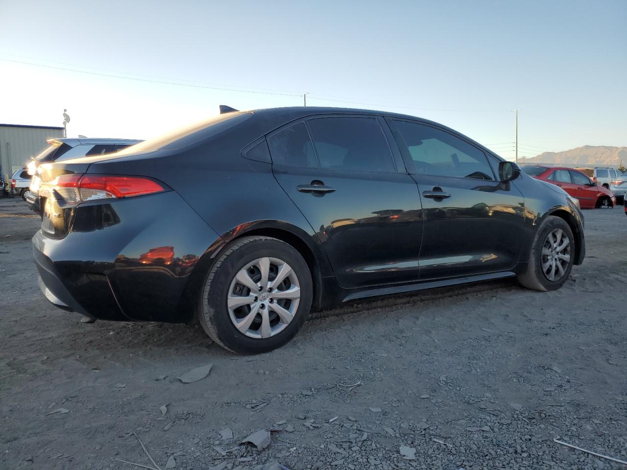 Toyota Corolla Le Image 2