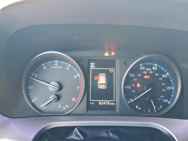 Toyota RAV4 Le Image 10