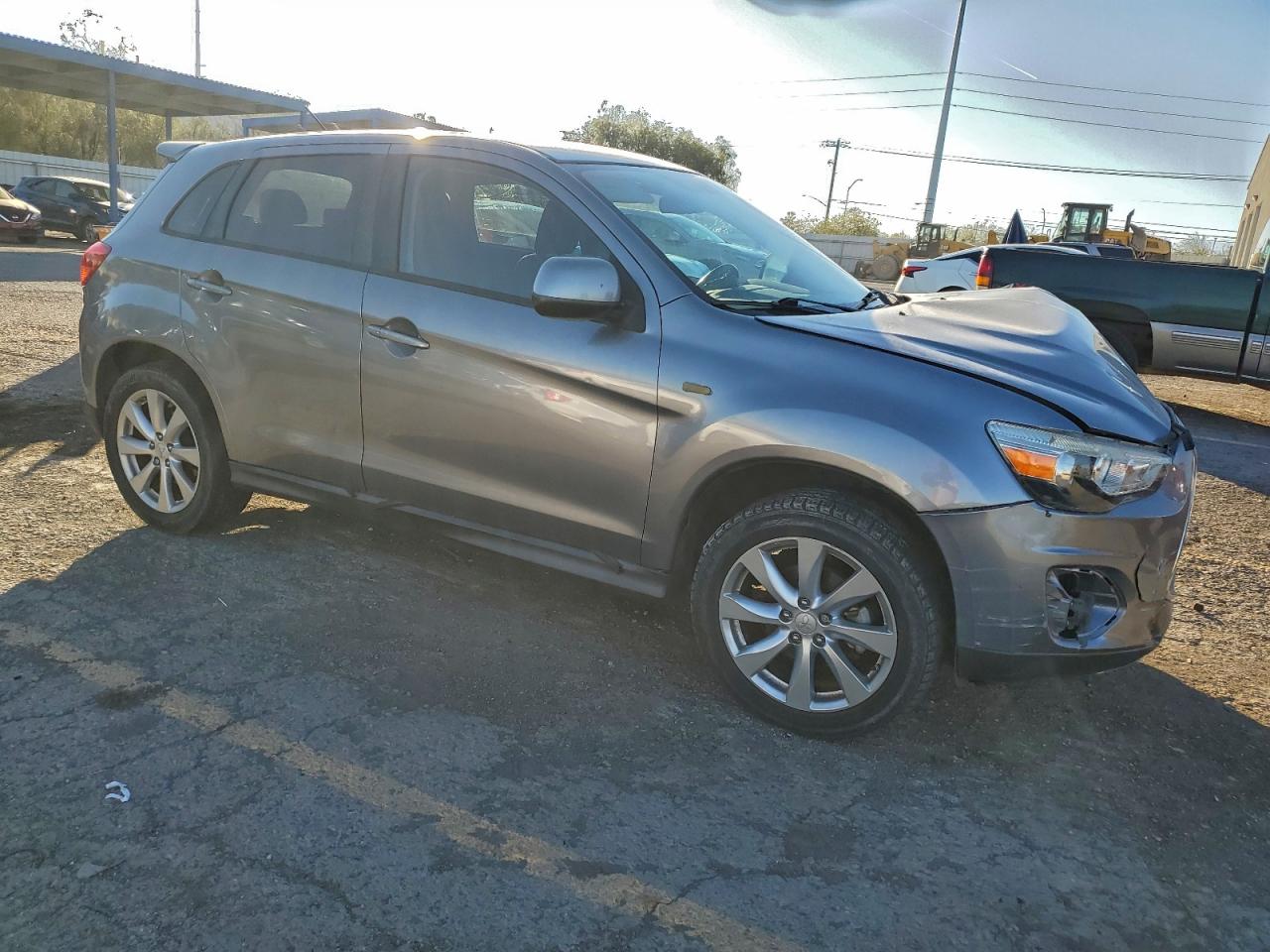 Mitsubishi Outlander Es Image 2