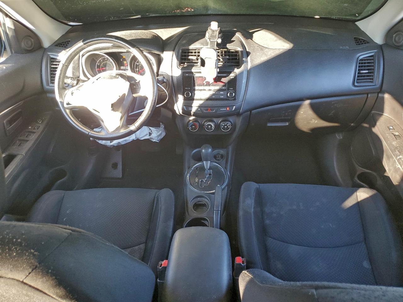 Mitsubishi Outlander Es Image 9