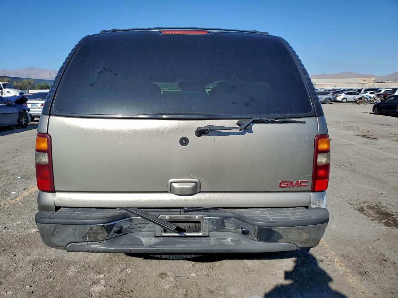 GMC Yukon Image 7