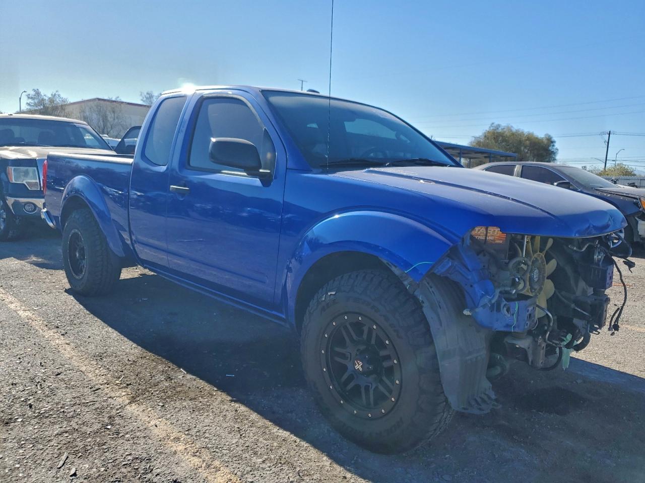 Nissan Frontier Sv Image 11