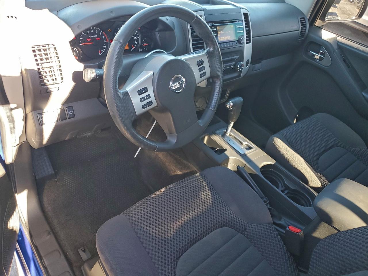 Nissan Frontier Sv Image 5