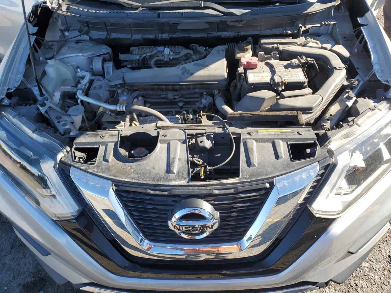 Nissan Rogue S Image 10