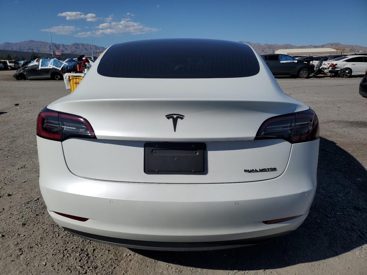 Tesla Model 3 Image 5