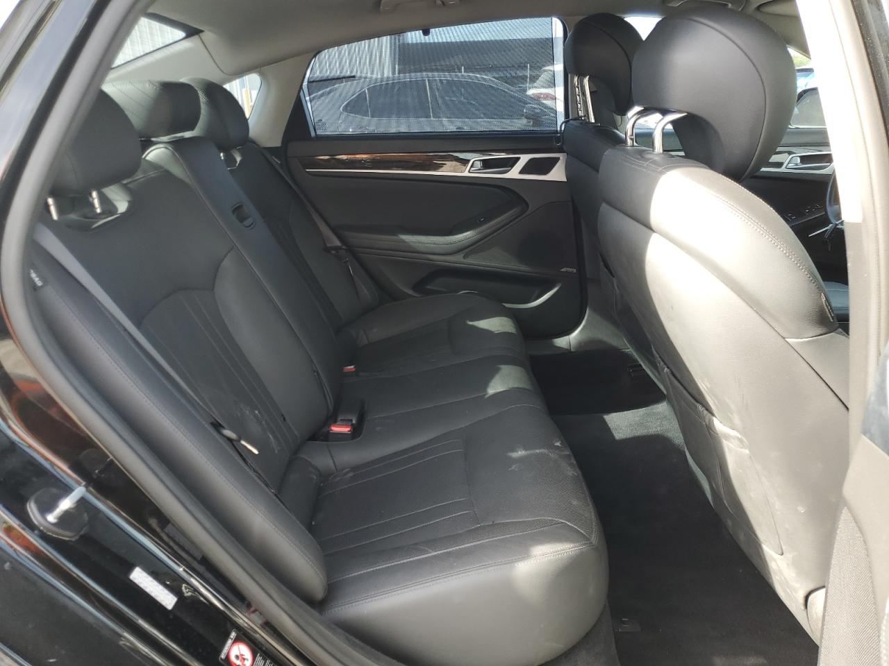 Hyundai Genesis 3.8l Image 3