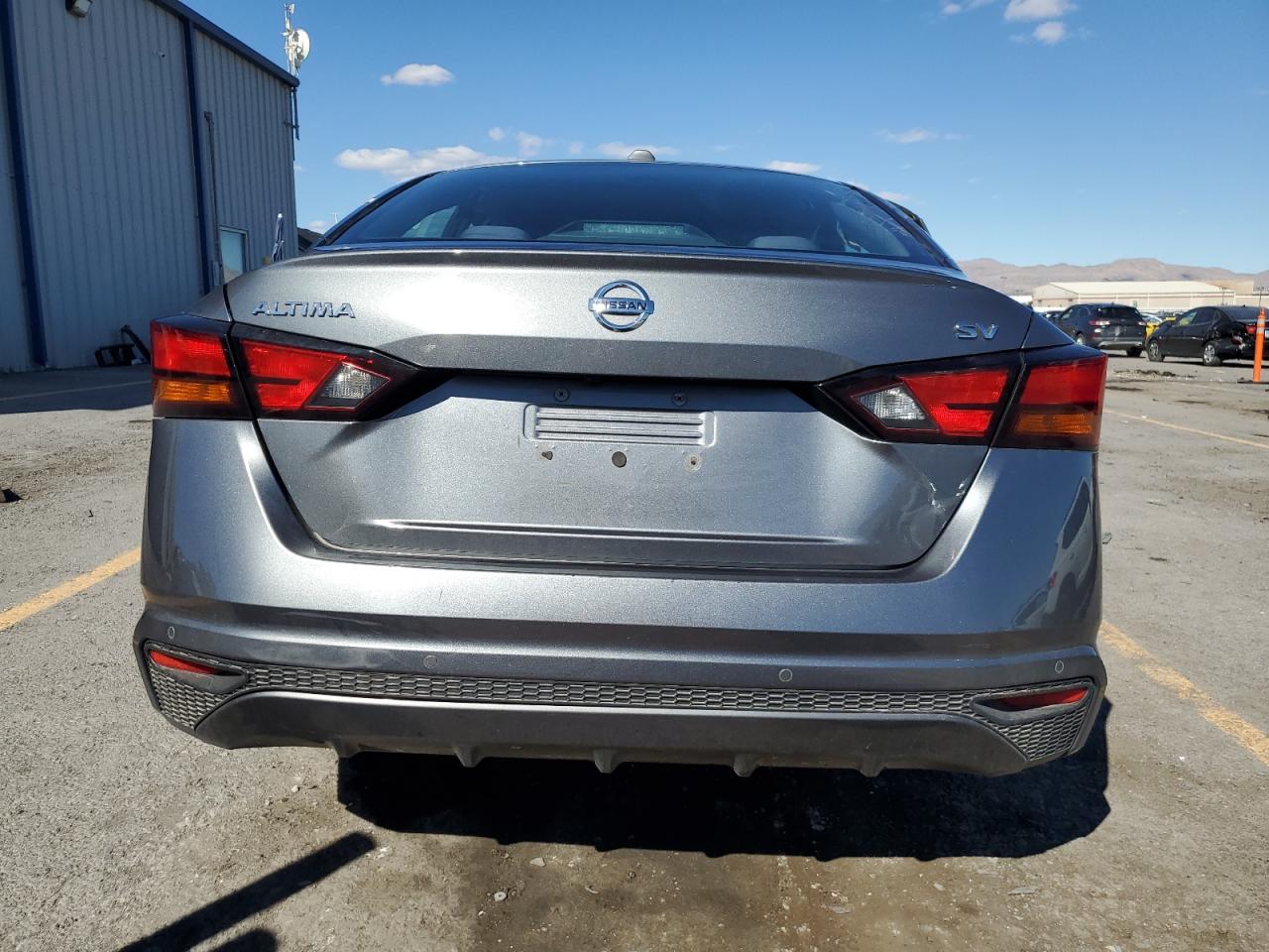 Nissan Altima Sv Image 10