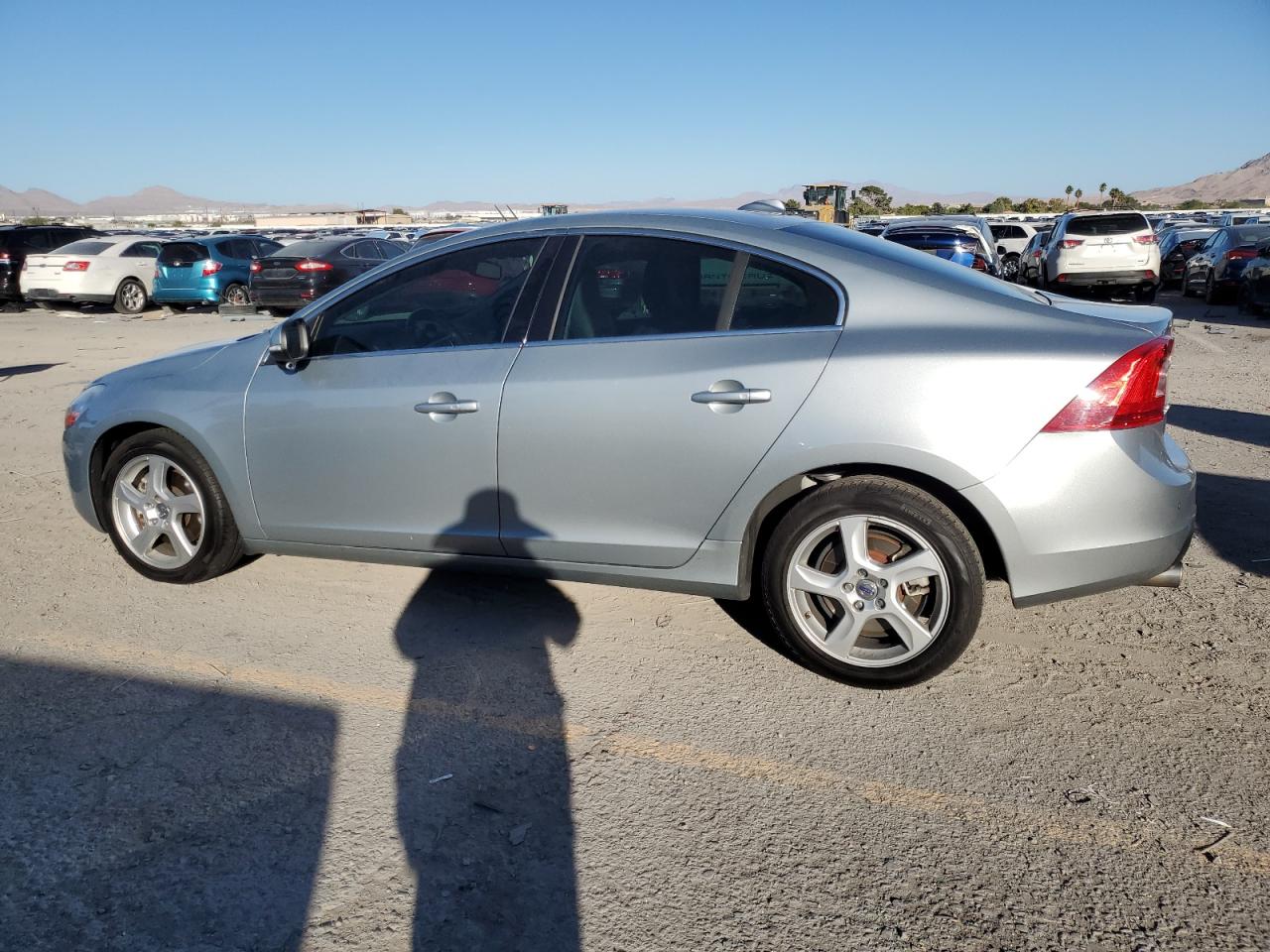 Volvo S60 T5 Image 8