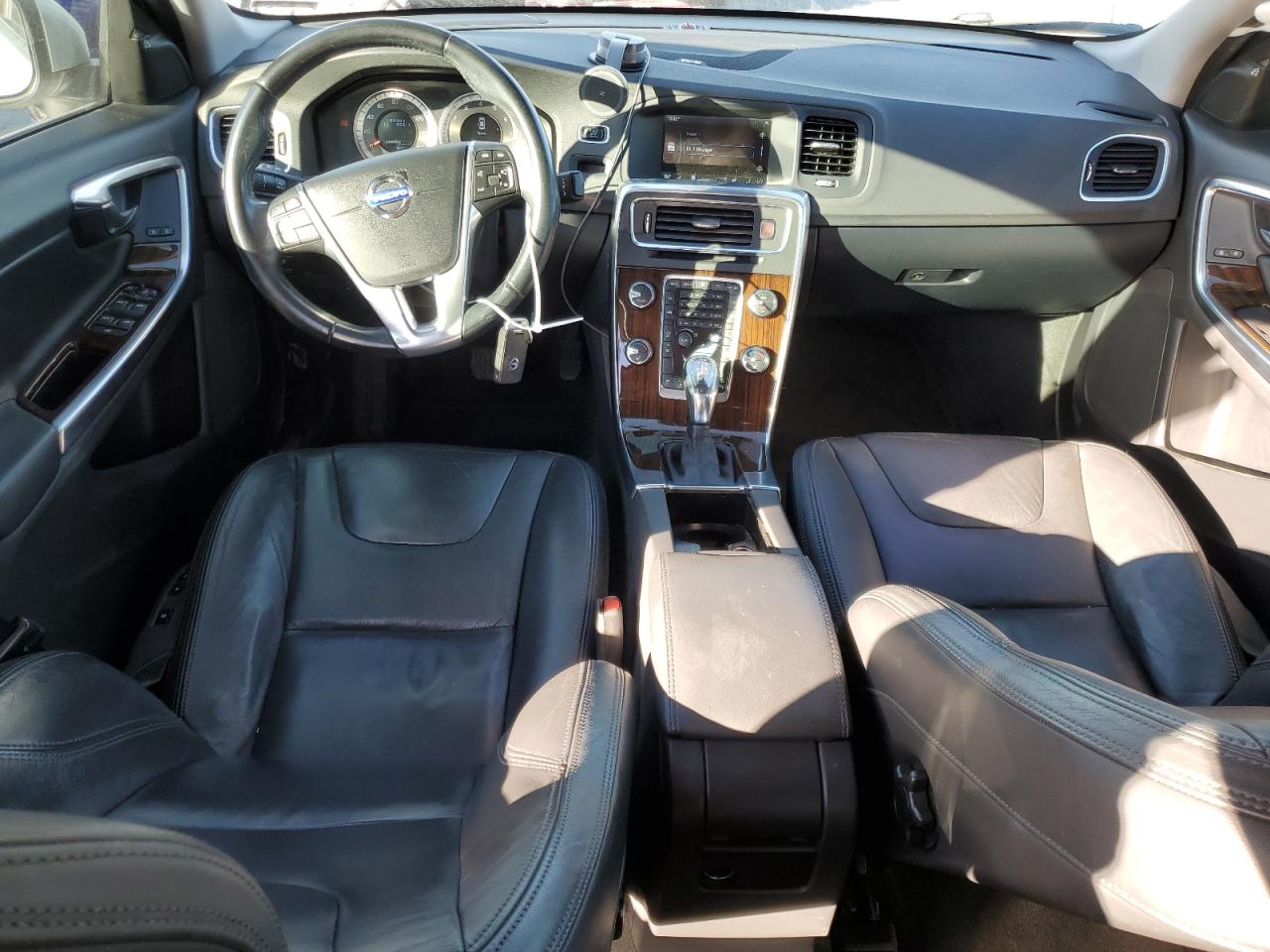 Volvo S60 T5 Image 5