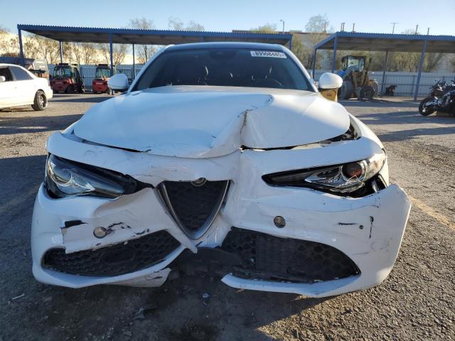 Alfa Romeo Giulia Ti Image 2