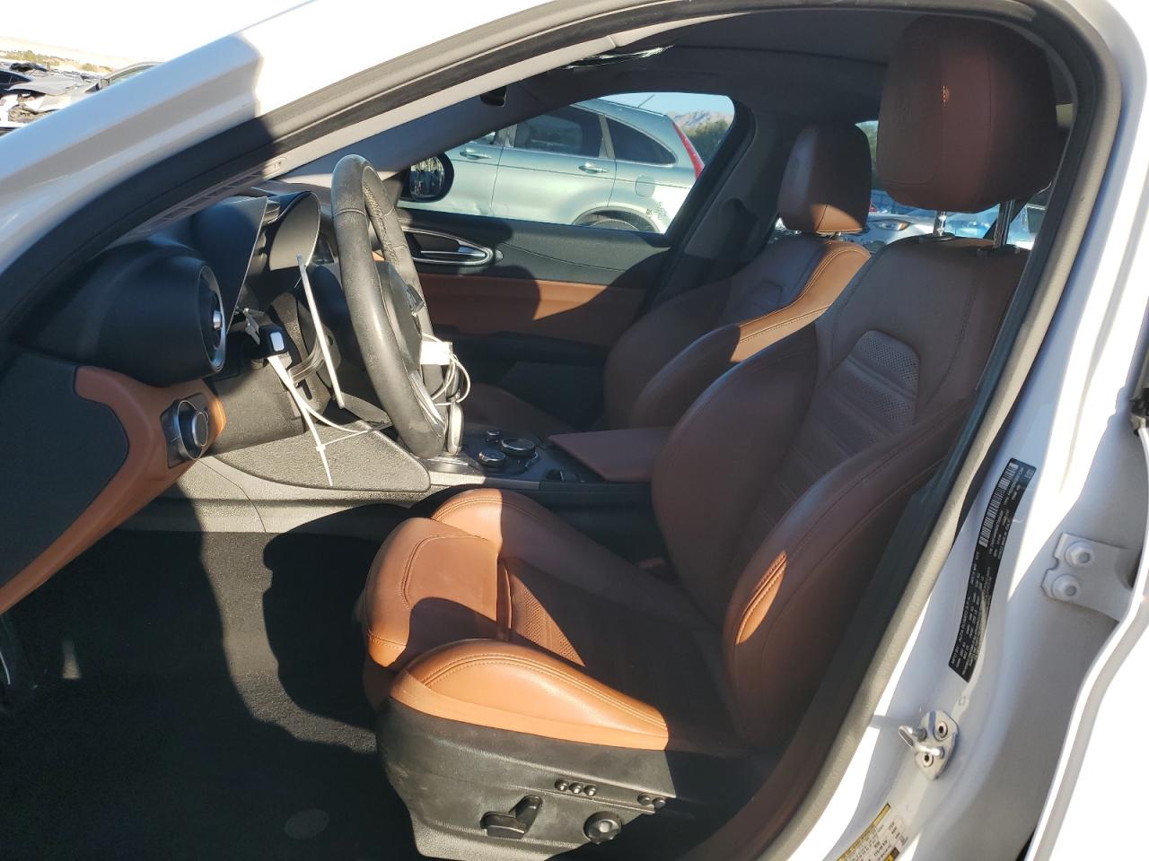 Alfa Romeo Giulia Ti Image 5