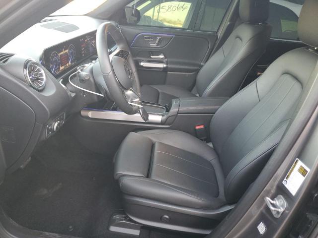 Mercedes-Benz EQB 250+ Image 14