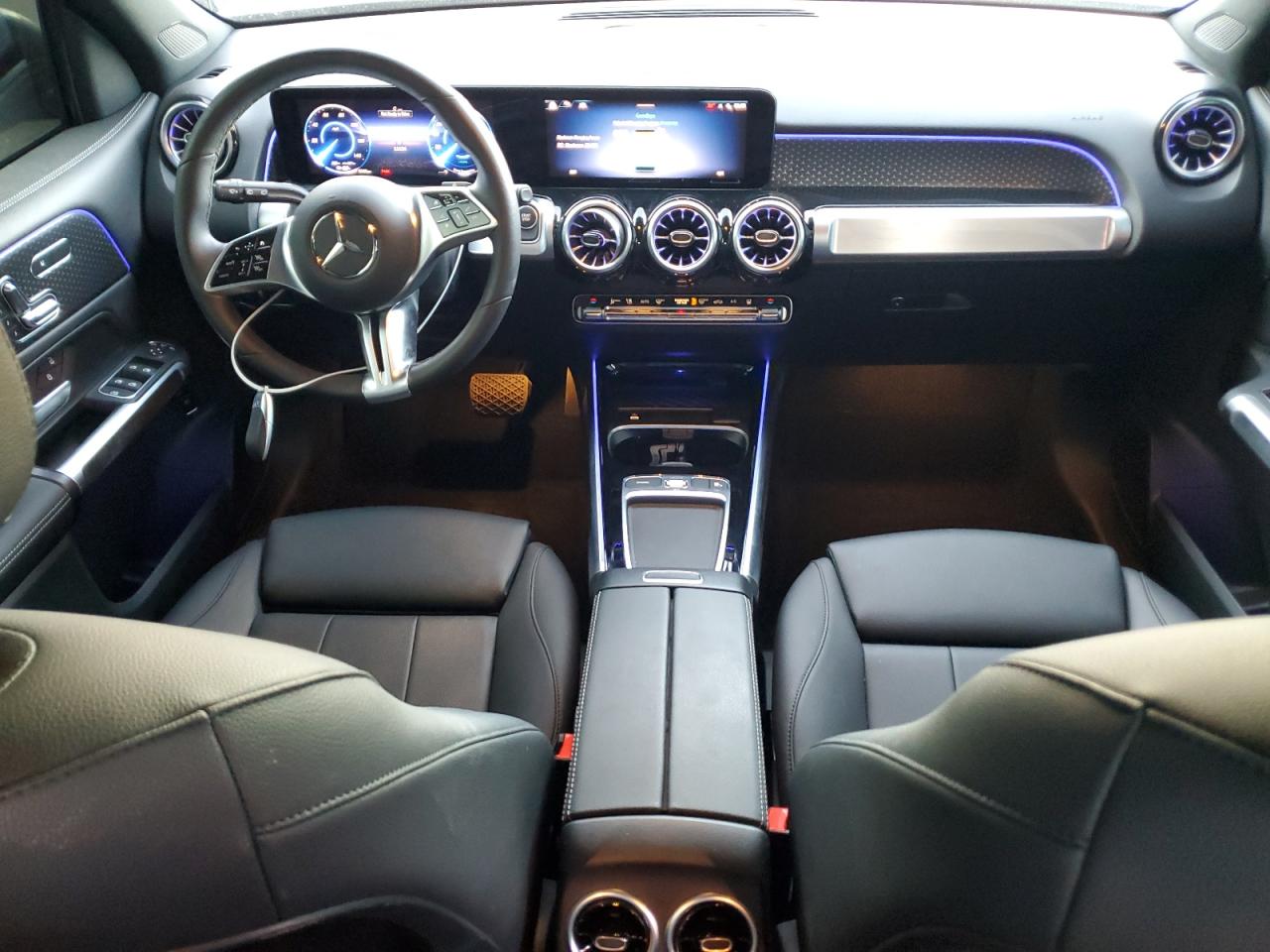 Mercedes-Benz EQB 250+ Image 5