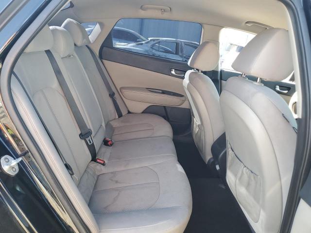 Kia Optima Lx Image 11