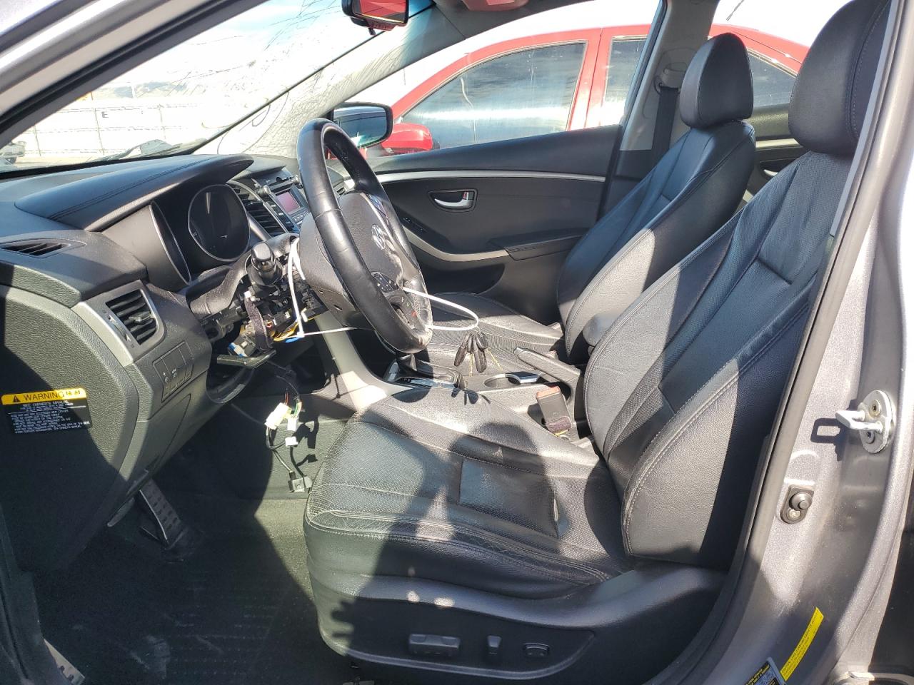 Hyundai ELANTRA Image 6