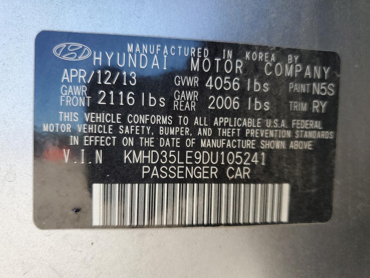 Hyundai ELANTRA Image 9