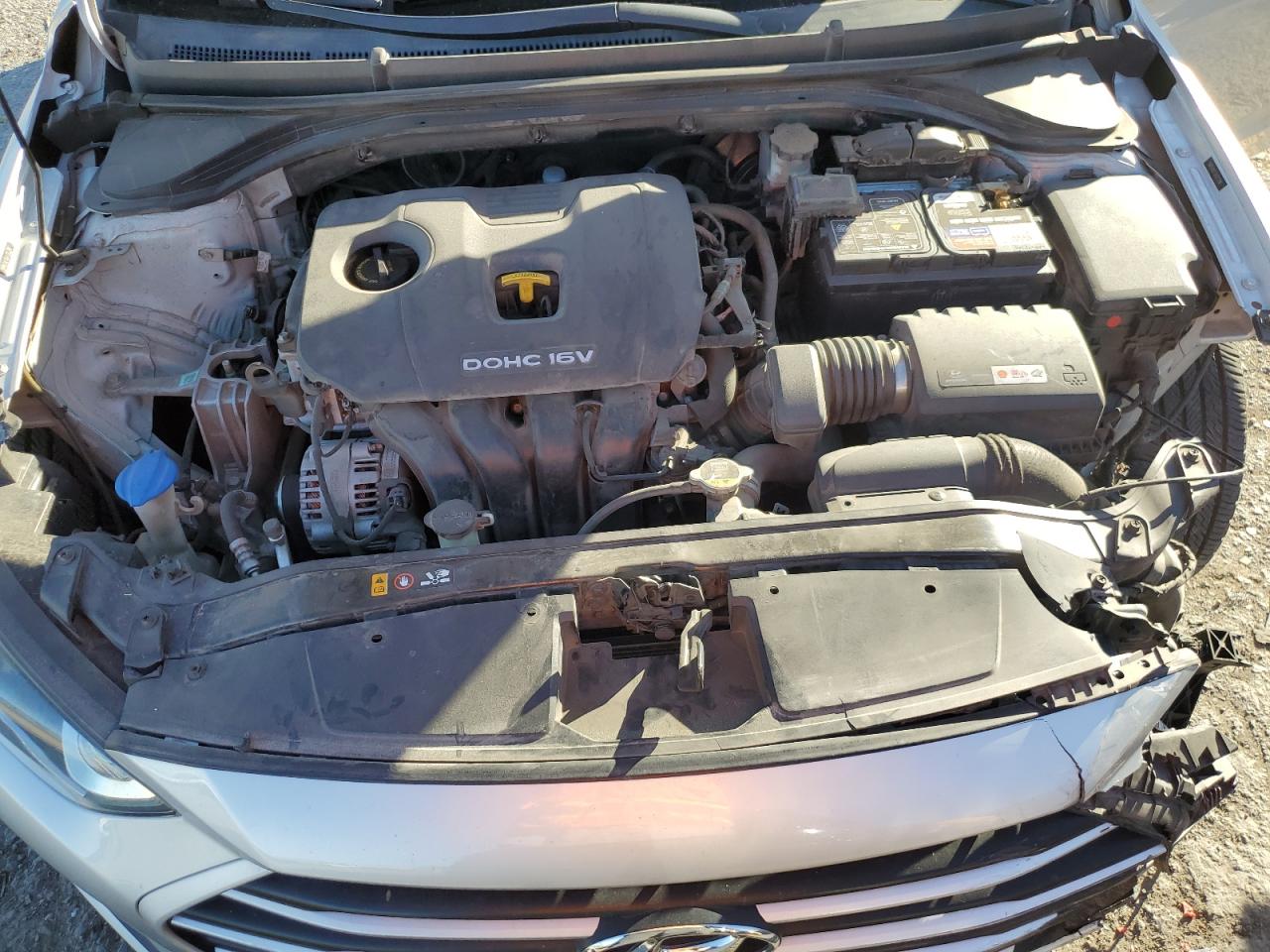 Hyundai ELANTRA Se Image 8