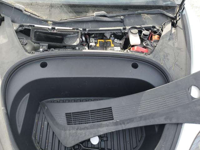 Tesla Model 3 Image 12