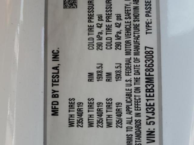 Tesla Model 3 Image 3