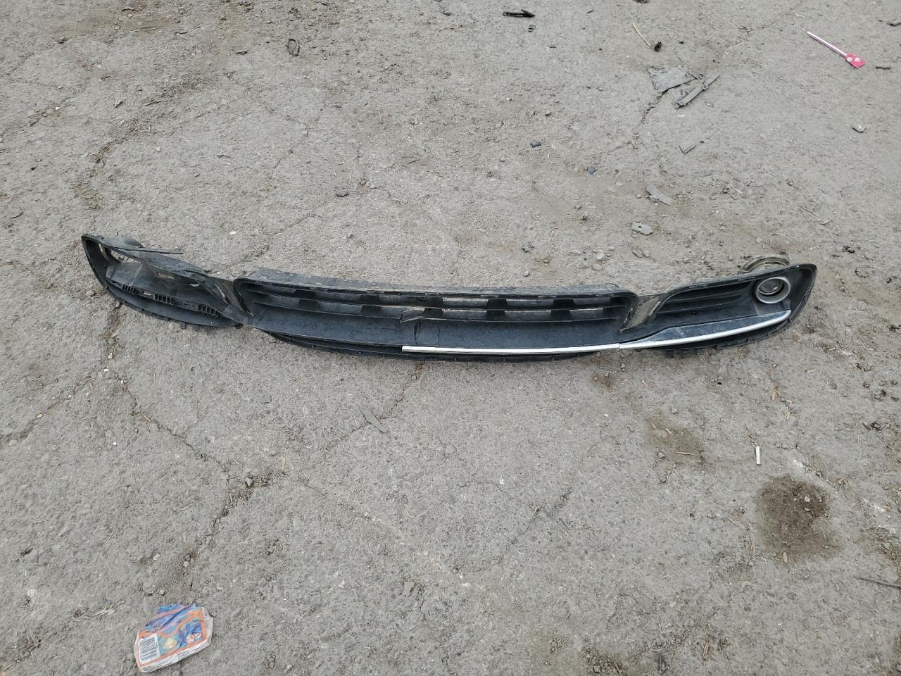 Chrysler Minivan Touring Image 11