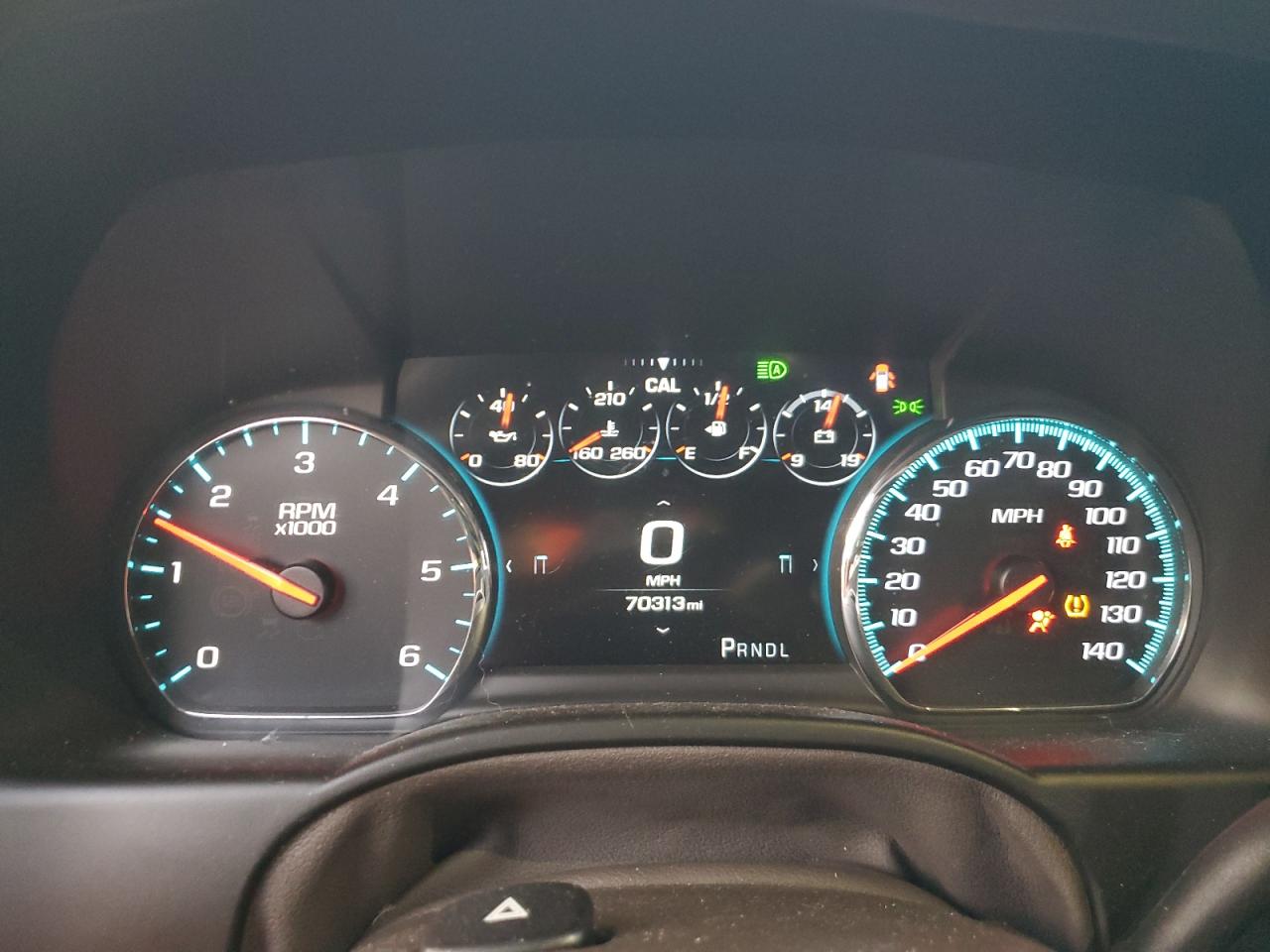 GMC Yukon Denali Image 12