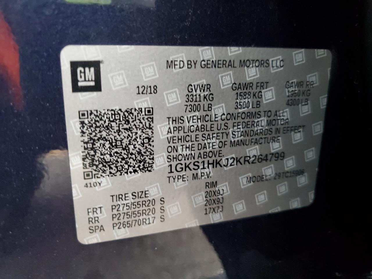 GMC Yukon Denali Image 11