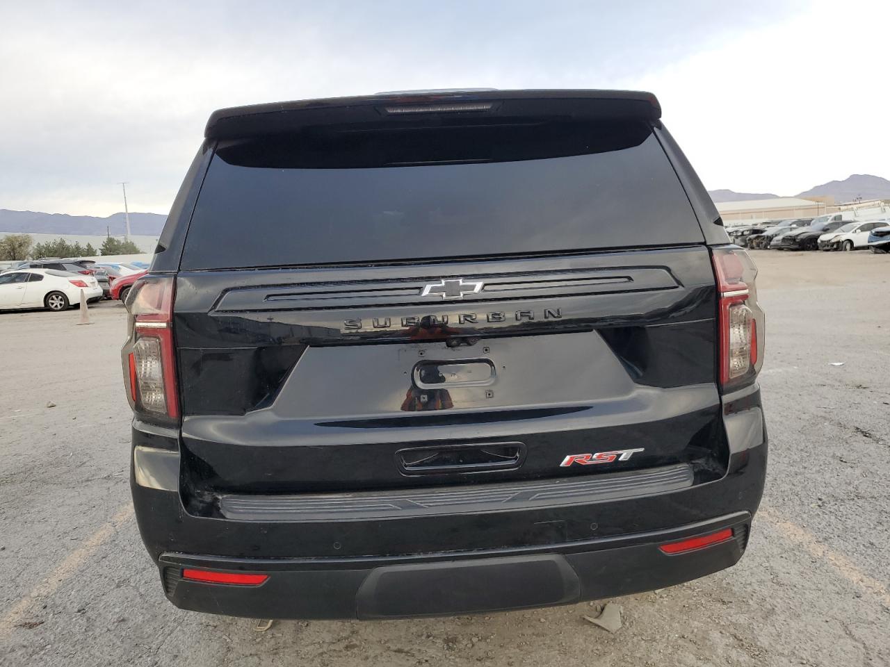 Chevrolet Suburban K1500 Rst Image 13