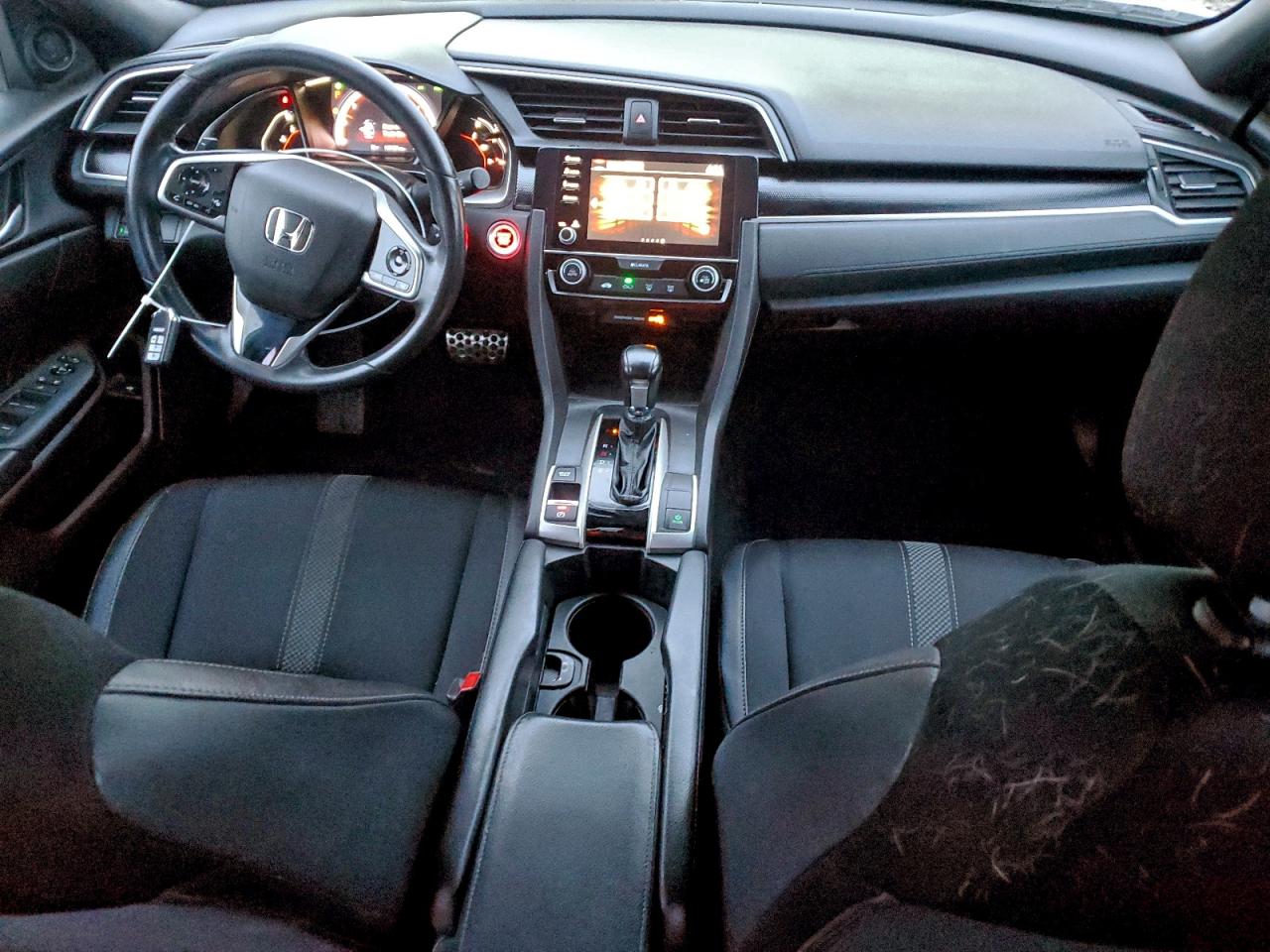 Honda Civic Sport Image 11