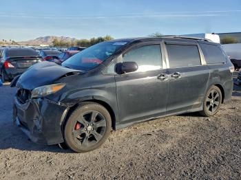  Salvage Toyota Sienna