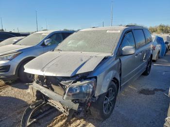  Salvage Dodge Caravan