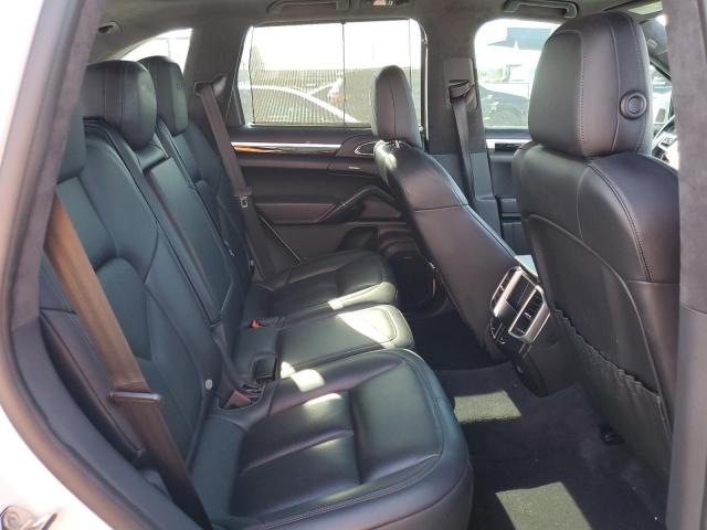 Porsche Cayenne Gts Image 10
