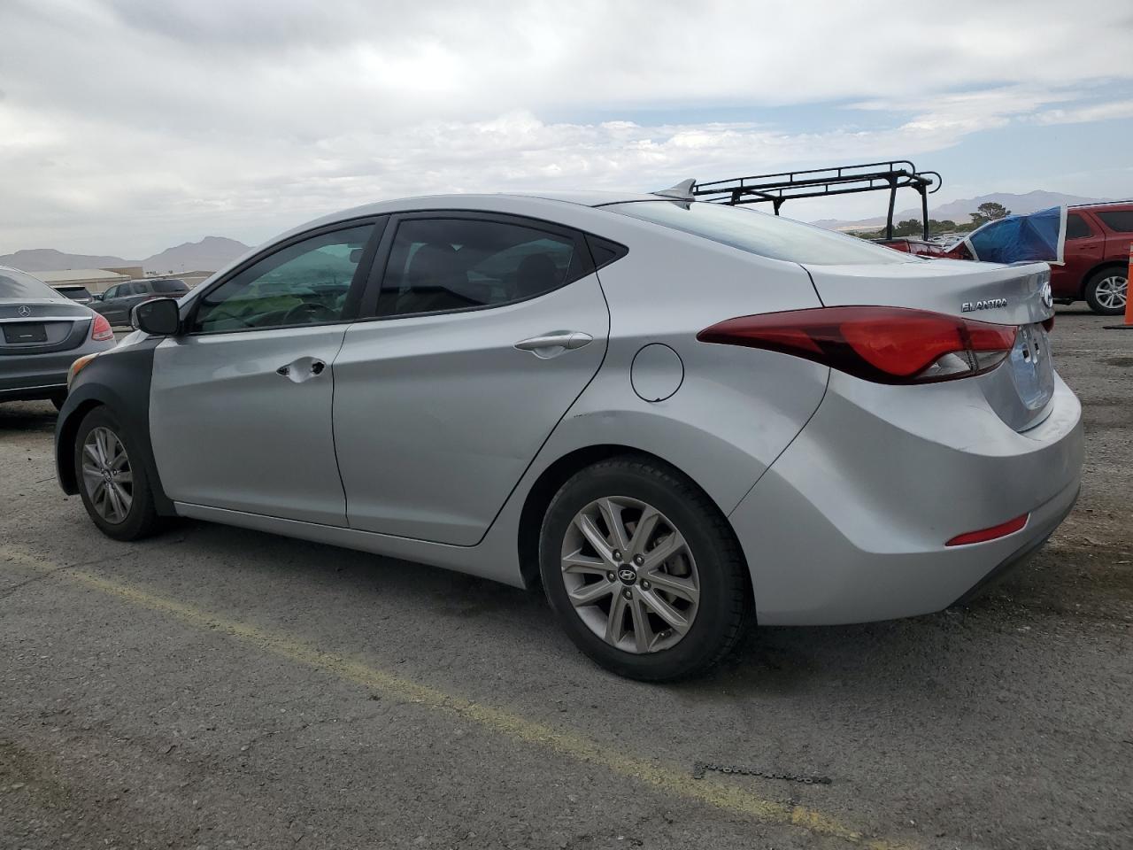 Hyundai ELANTRA Se Image 3