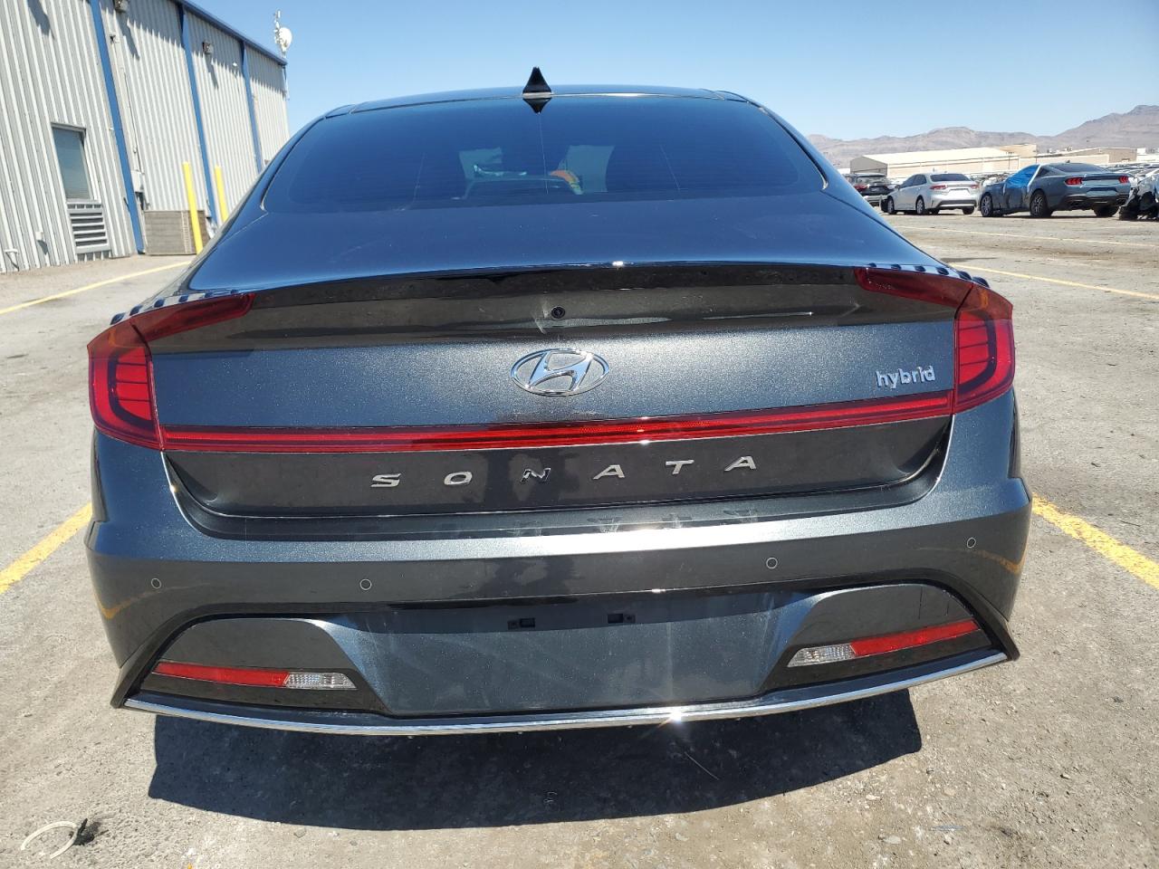 Hyundai SONATA Hybrid Image 8