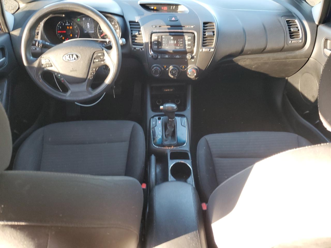 Kia Forte Lx Image 4