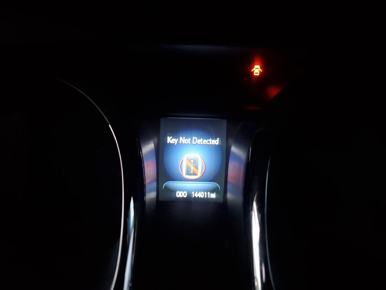 Toyota Avalon Base Image 10