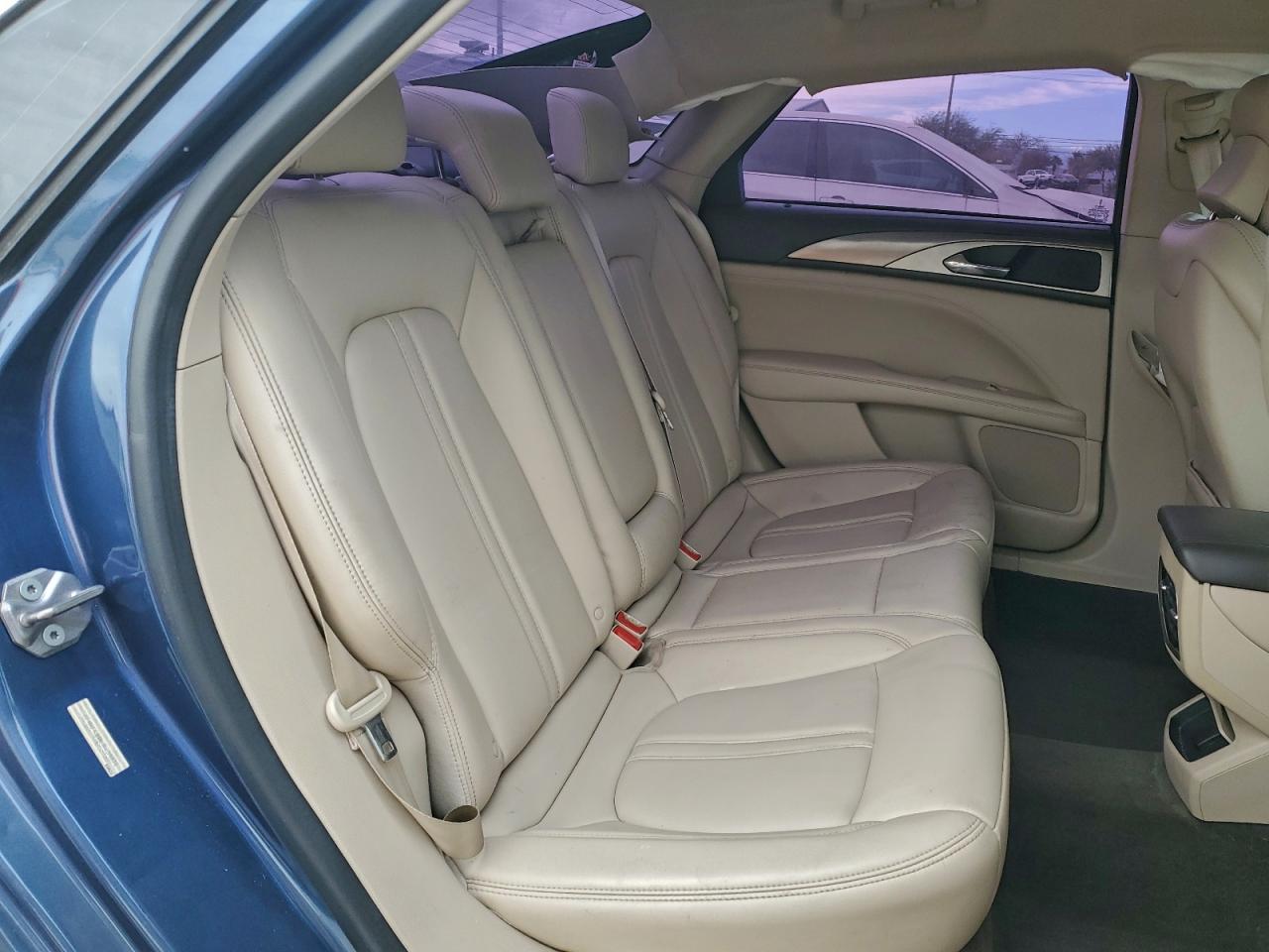 Lincoln MKZ Premiere Image 7