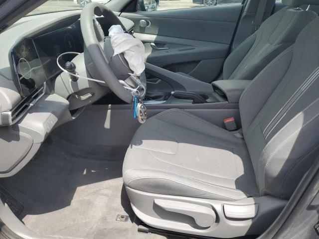 Hyundai ELANTRA Sel Image 13