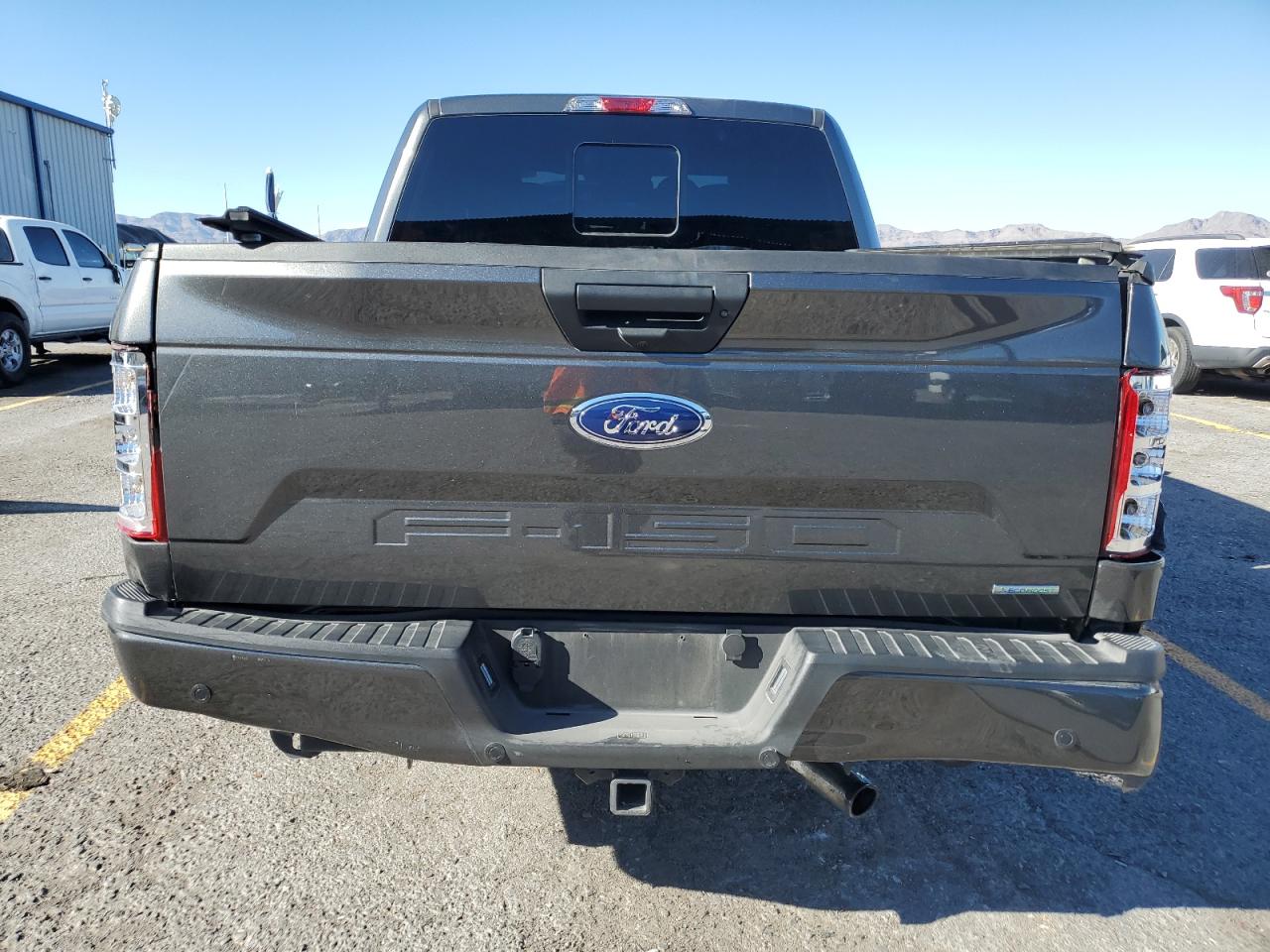 Ford F-150 Supercrew Image 3