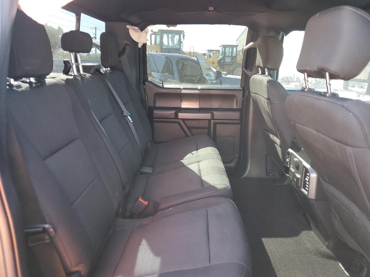 Ford F-150 Supercrew Image 12