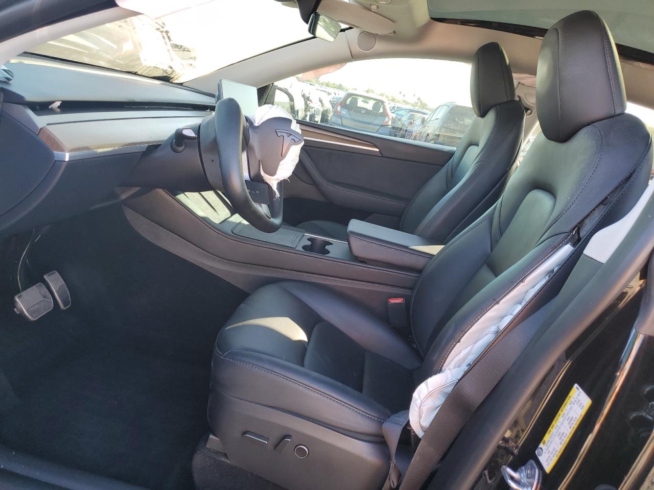 Tesla Model Y Image 7