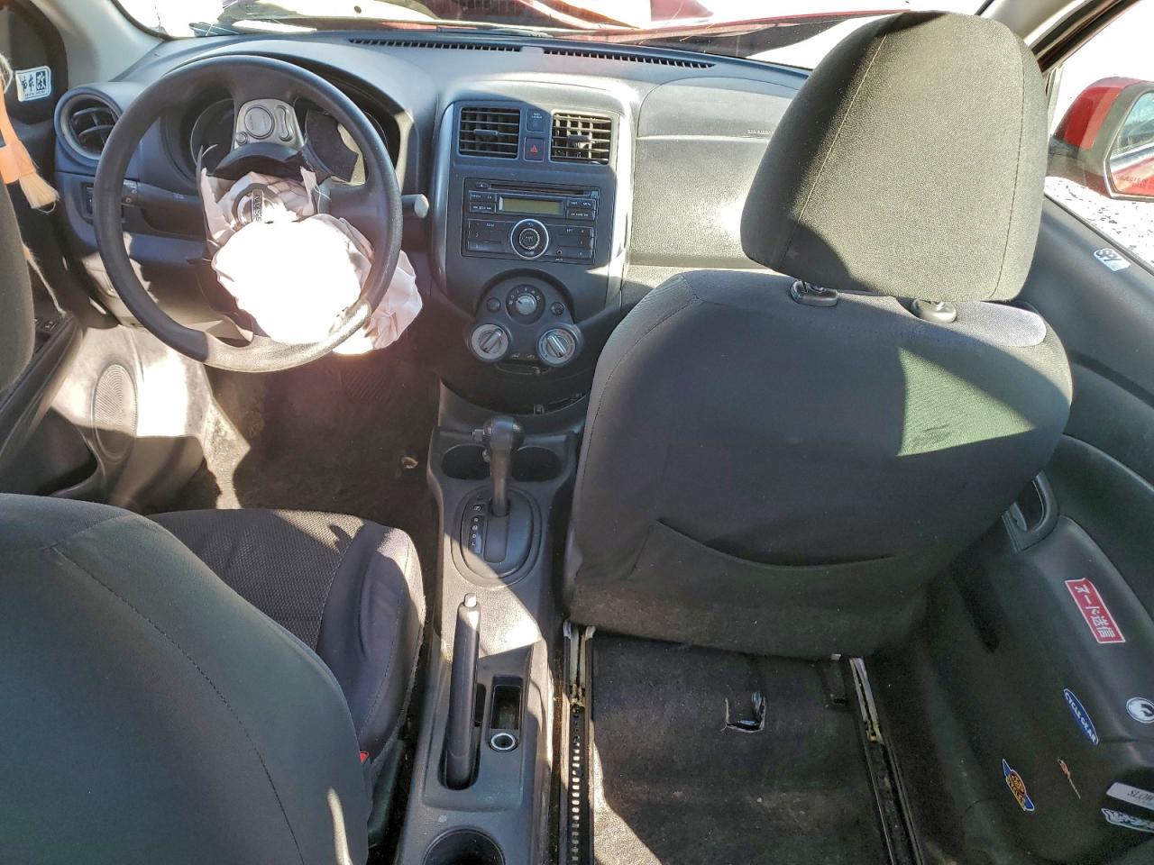 Nissan Versa S Image 5