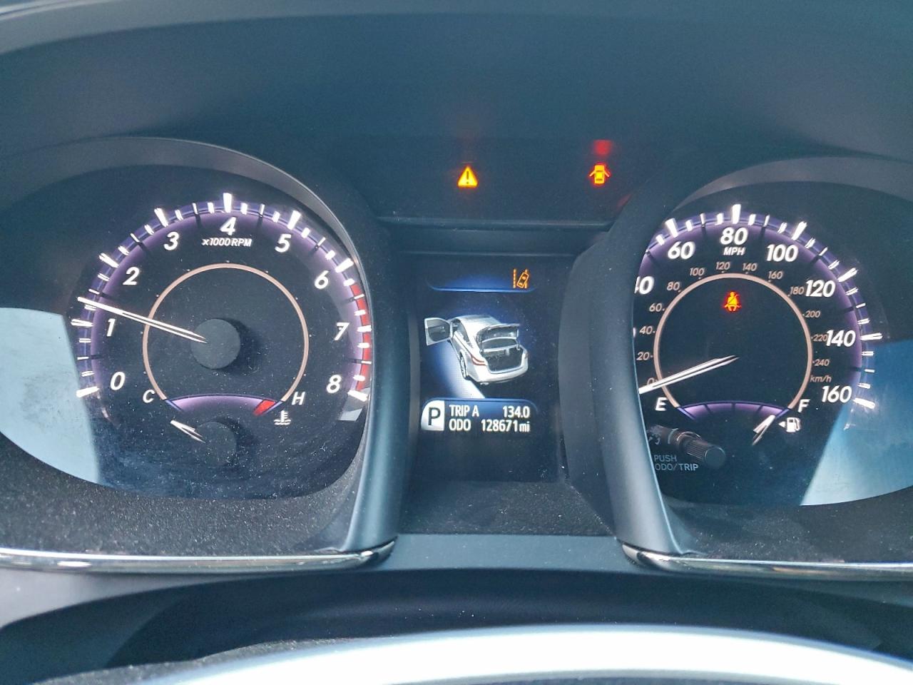 Toyota Avalon Xle Image 6