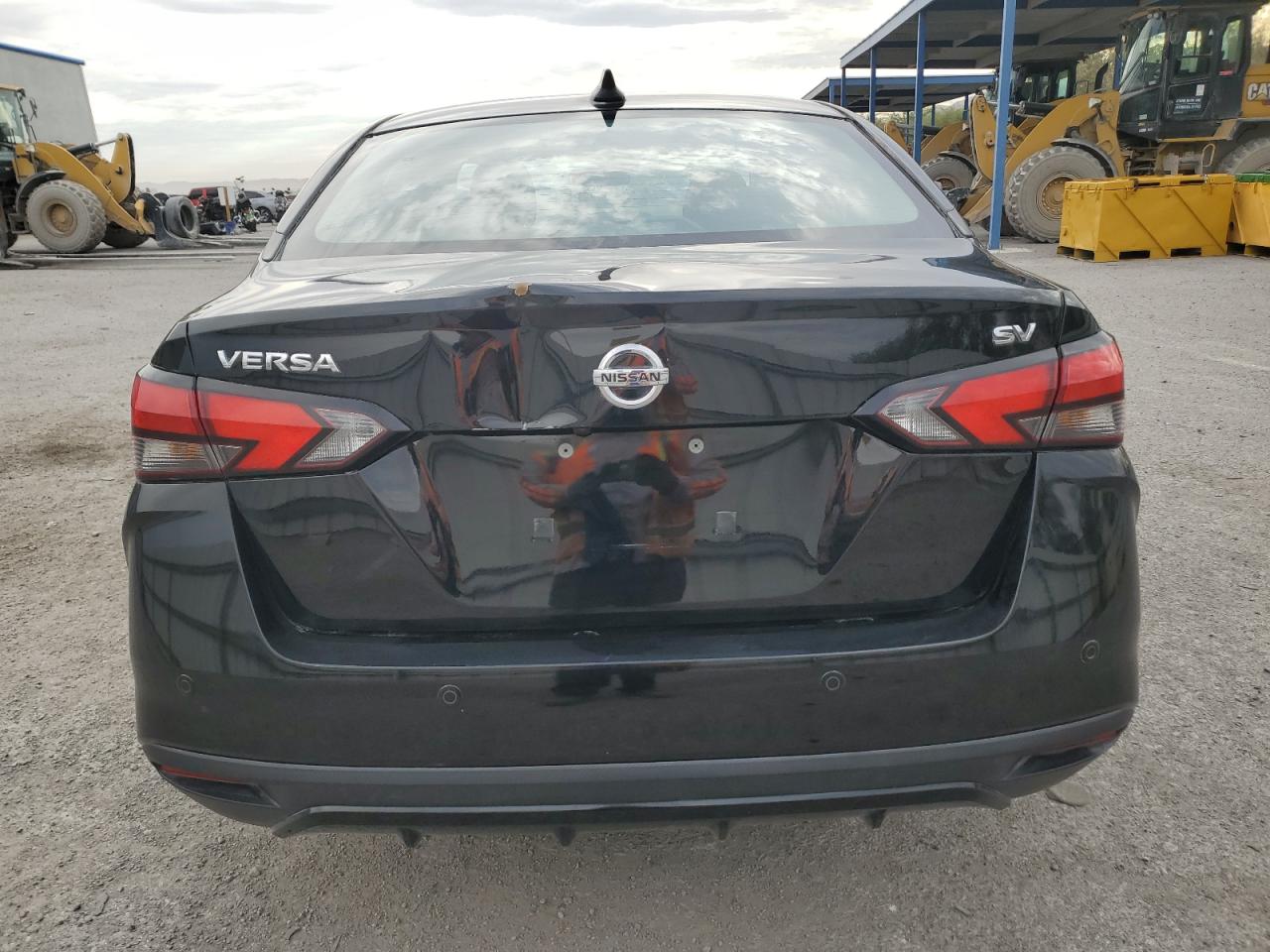 Nissan Versa Sv Image 11