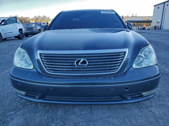 Lexus LS 430 Image 9