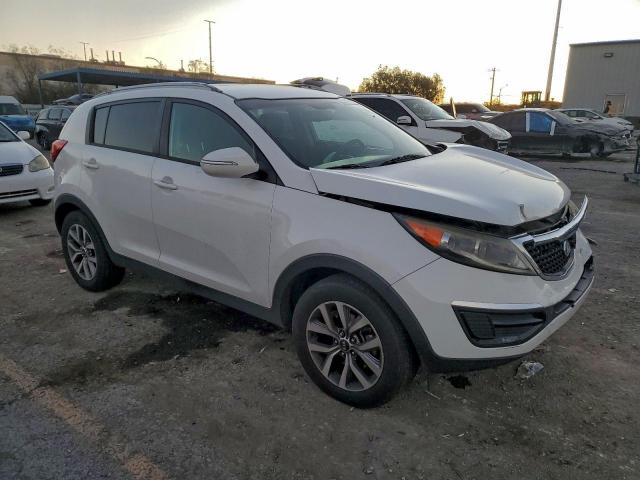 Kia Sportage Base Image 9