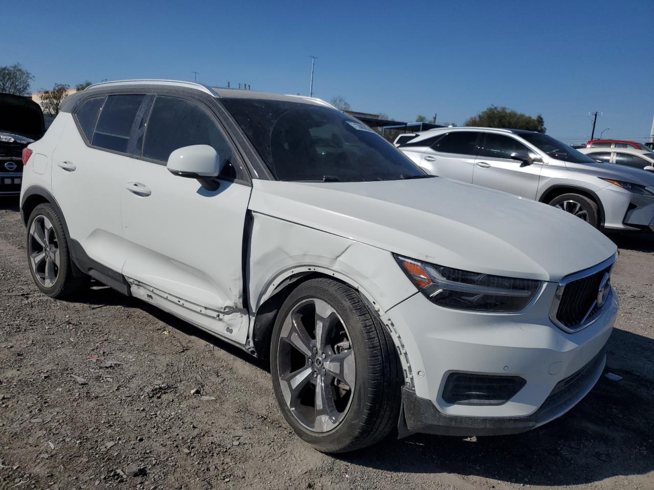 Volvo XC40 T5 Momentum Image 5