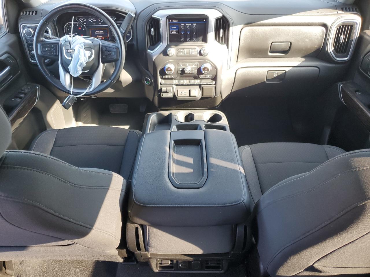 GMC Sierra K1500 Elevation Image 9