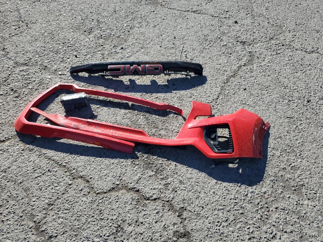 GMC Sierra K1500 Elevation Image 5