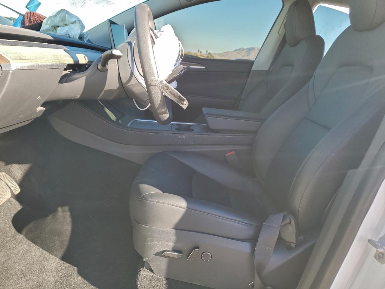 Tesla Model Y Image 7